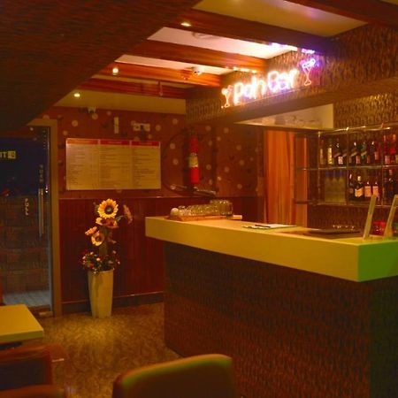 Hotel Bipasha Port Blair Buitenkant foto