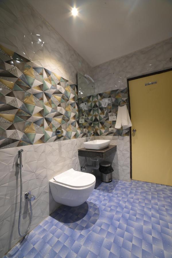 Hotel Bipasha Port Blair Buitenkant foto